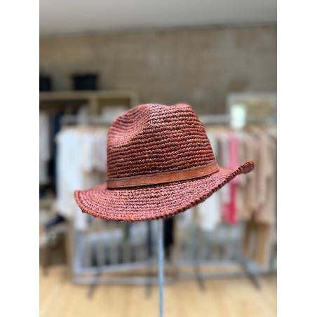 CHAPEAU IBELIV