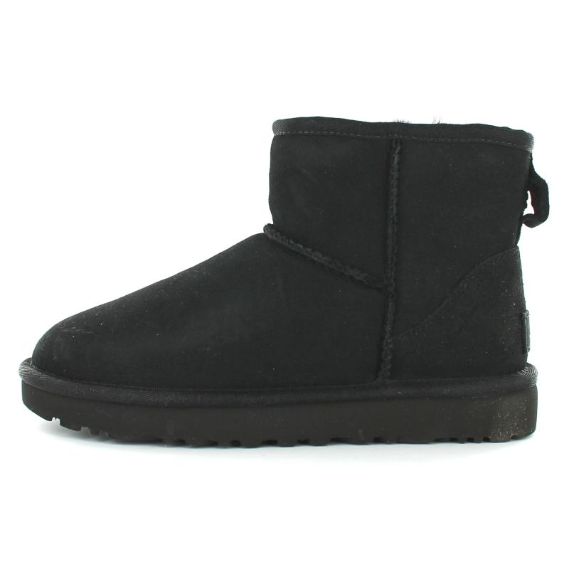 UGG CLASSIC MINI II